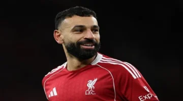 قرار نهائي بعد عامين.. محمد صلاح بقميص الأهلي في مونديال الأندية